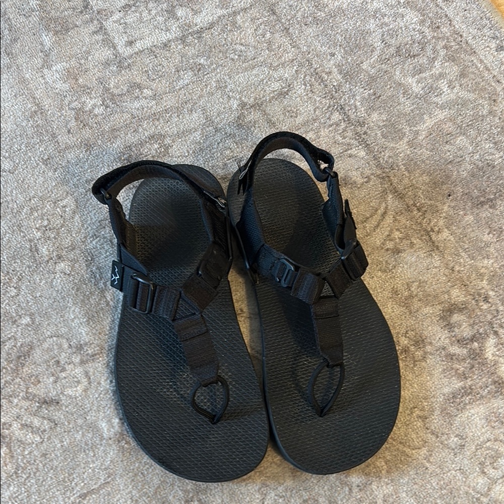 Bedrock Cairn Adventure sandal - Women’s Size 9/Men Size 8
